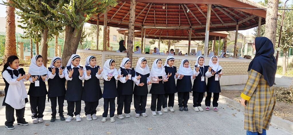 1367521-1 کانون مرکز شمارهپنج شیراز میزبان کودکان در هفته کتاب شد