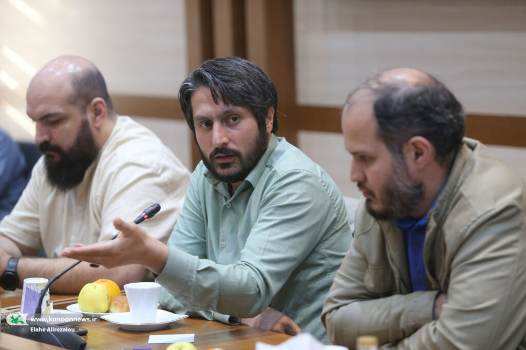 1367567-1 نشست استادان و صاحبنظران با محوریت چهاردهمین جشنواره پویانمایی