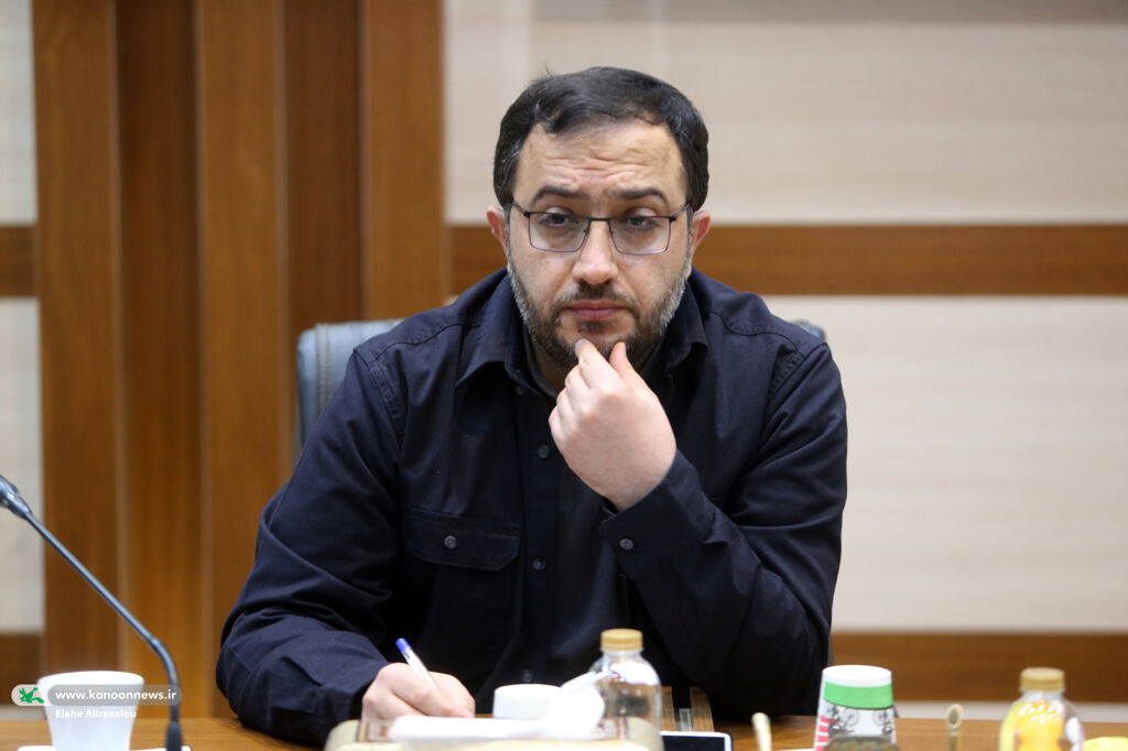 1367585-3 پنجاهوششمین نشست شورای نظارت بر اسباببازی برگزار شد