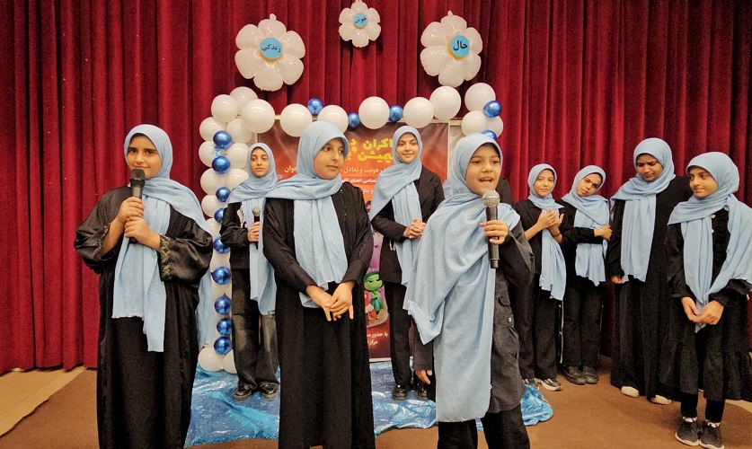 1367818-1 اکران ویژهی انیمیشن «درون و بیرون ۲» در کانون پرورش فکری زیار