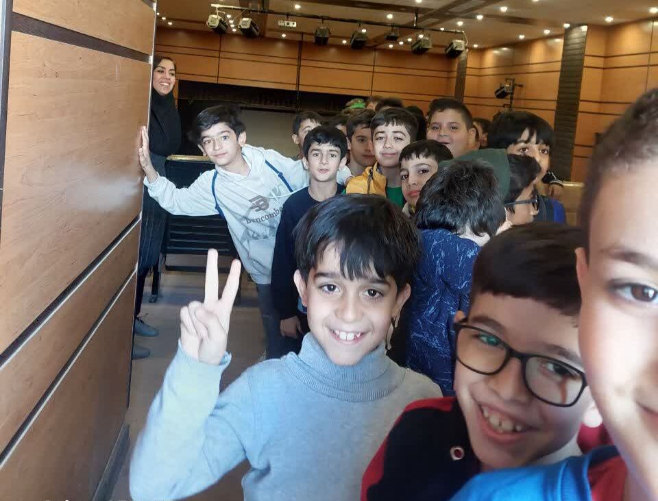 1367845-1 اکران انیمیشن سینمایی «یوز» در مرکز شماره ۴ کانون کرمانشاه