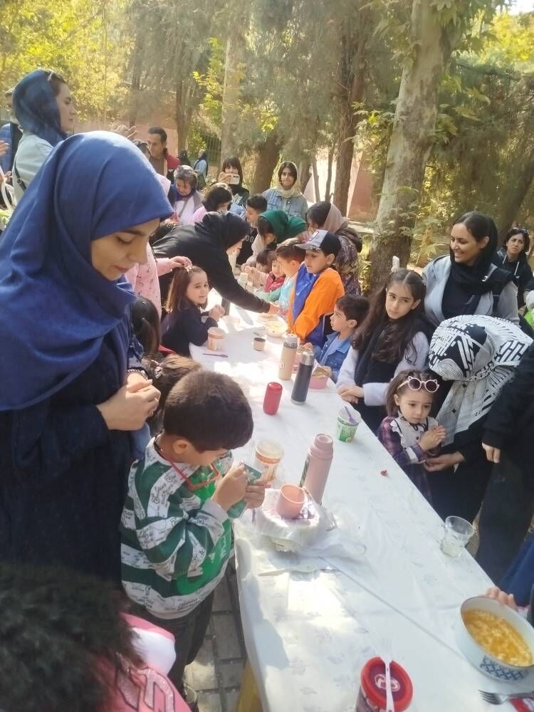 1367913-1 «کتاب و نودل؛ تجربهای خوشمزه در مرکز ۳۹»