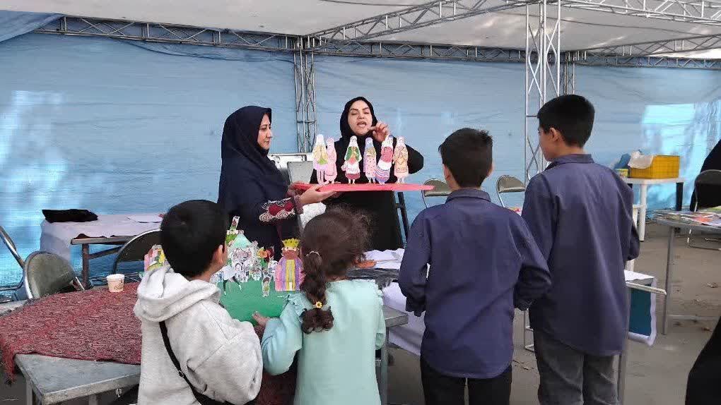 1367961-1 کانون پرورش فکری کودکان و نوجوانان استان البرز به پیشواز هفته کتاب و کتابخوانی رفت