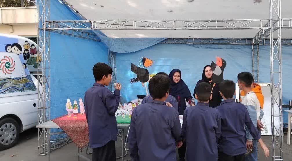 1367963-1 کانون پرورش فکری کودکان و نوجوانان استان البرز به پیشواز هفته کتاب و کتابخوانی رفت