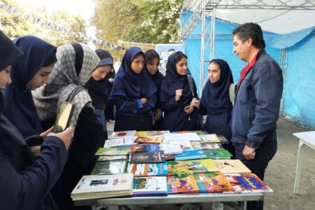 کانون پرورش فکری کودکان و نوجوانان استان البرز به پیشواز هفته کتاب و کتابخوانی رفت