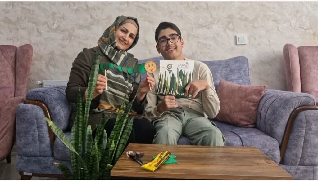 1368138-1 باشگاه کتابخوانی فراگیر کانون همدان مسیری برای شکوفایی کودکان با نیازهای ویژه