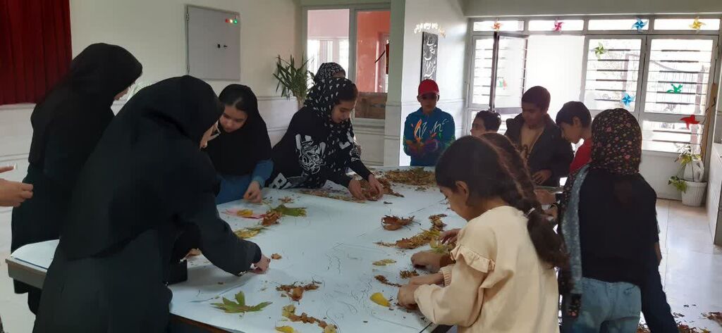 همکاری کانون همدان در برگزاری هفدهمین دوره مسابقات سراسری قرآن کریم «مدهامتان»