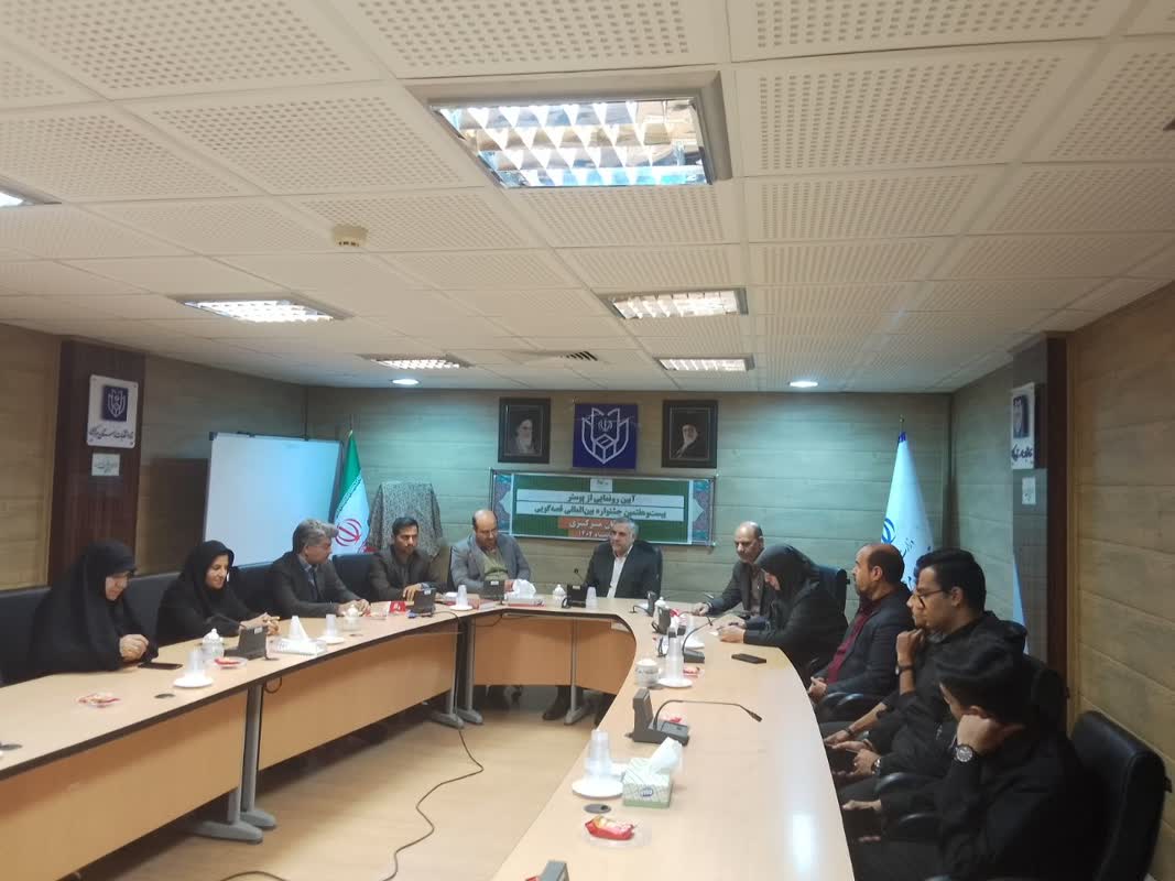 1368325-1 پوستر بیست و هفتمین جشنواره بین المللی قصهگویی کانون در استان مرکزی رونمایی شد