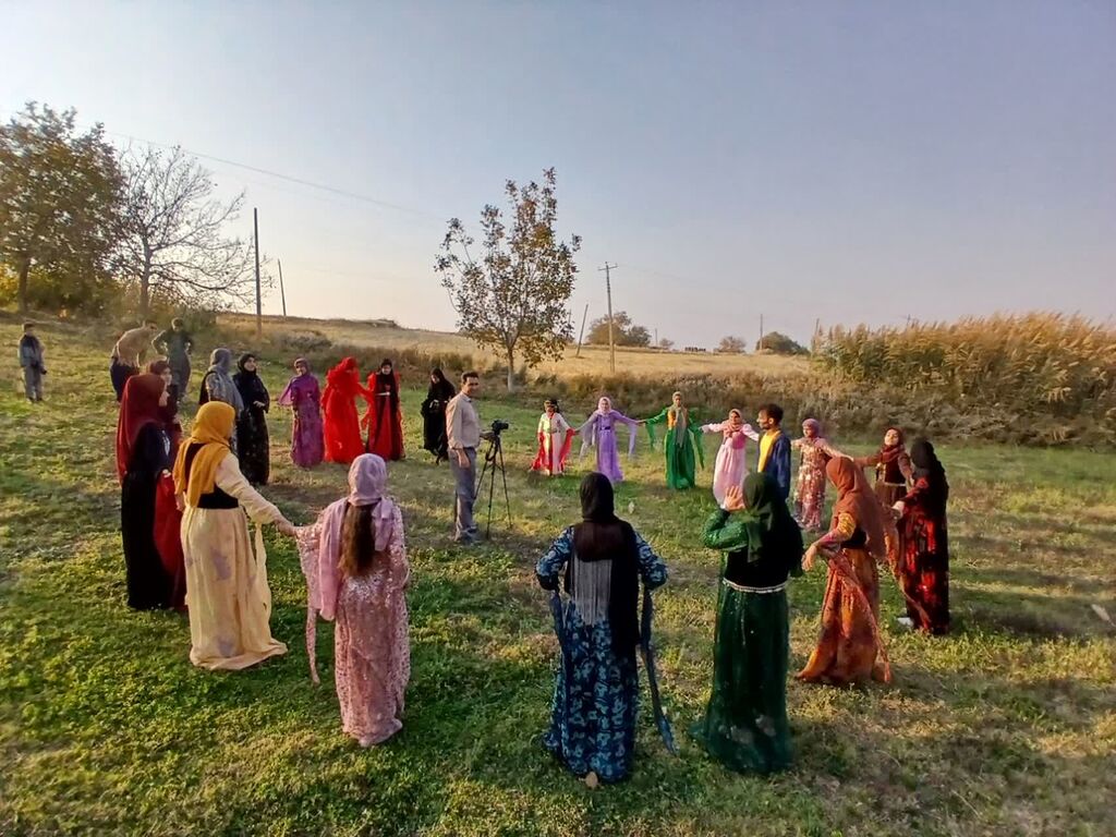 1368473-1 رونمایی از نماهنگ سرود «ولاتم ایران» در کانون کرمانشاه