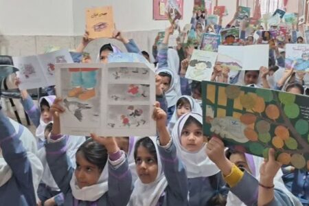 برگزاری جشن کتاب و نواختن زنگ مطالعه در کنگاور