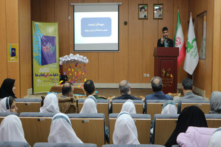 مهرواره «دنیای رنگی کتاب‌ها» در خمام؛ جشن دانایی و خلاقیت کودکان