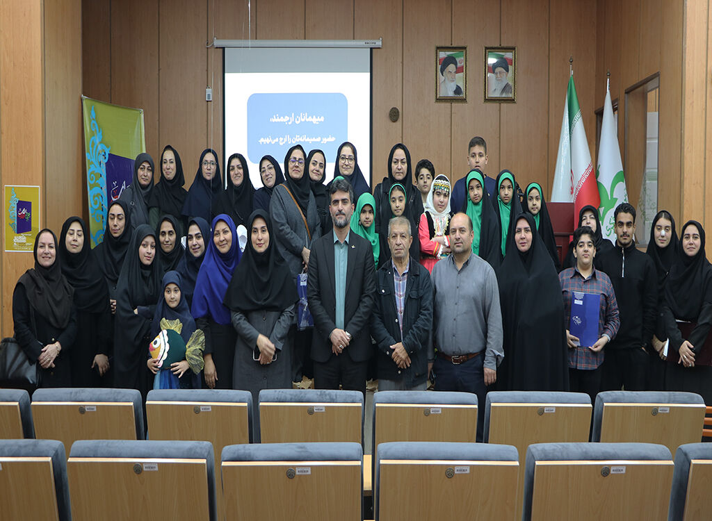 1368850-1 مهرواره «دنیای رنگی کتابها» در خمام؛ جشن دانایی و خلاقیت کودکان