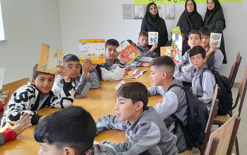 «پیک امید» به مدارس روستایی اردبیل رسید/ امداد فرهنگی کانون در مناطق کم‌برخوردار کوثر و کوراییم نیر
