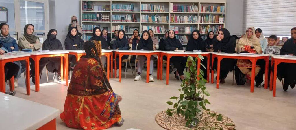 کارگاه تخصصی «پرداخت متن در قصه‌گویی و کارگردانی قصه» در مرکز جاسک برگزار شد