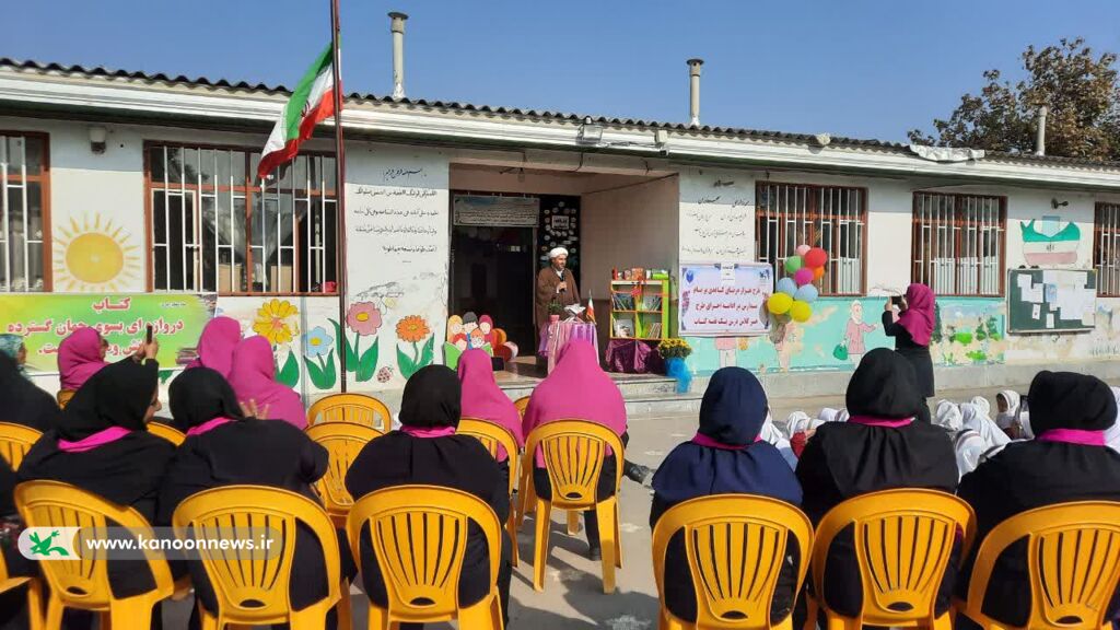 1368933-1 پرواز «هزار درنای کاغذی» بر بام مدارس گلستان