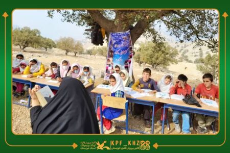 «بخوانیم برای ایران» در آبید بویر؛ اجرای برنامه‌های کتاب‌محور برای دانش‌آموزان عشایری