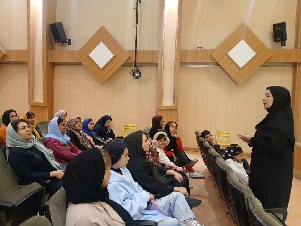 آغاز فعالیت‌های «هفته کتاب و کتابخوانی» در مراکز کانون البرز