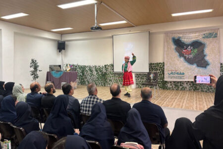 آغاز فصل روشنایی در هفته کتاب‌خوانی / دنیای کتاب میزبان نوجوانان انزلی شد