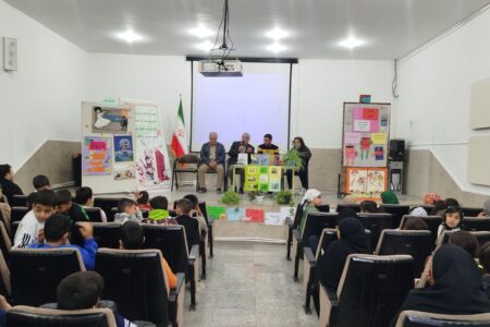 رونق هفته کتاب در مراکز فرهنگی و هنری کانون استان قزوین