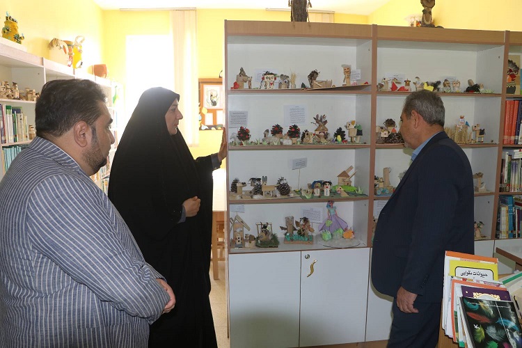 1369597-1 بازدید رمضان رحیمی دشتلویی نمایندهی مردم فلاورجان و عضو کمیسیون آموزش و تحقیقات مجلس شورای اسلامی از مراکز فلاورجان و قهدریجان