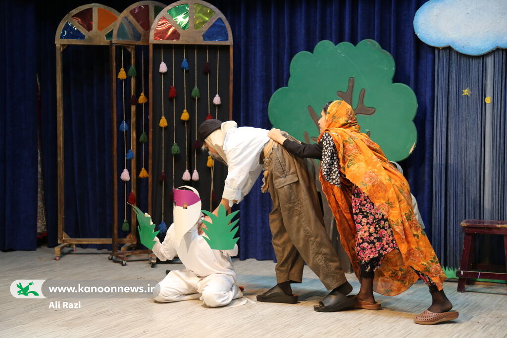 1369743-1 برگزاری نخستین جشنواره "نمایش خلاق؛ از کتاب تا نمایش" در کانون استان بوشهر