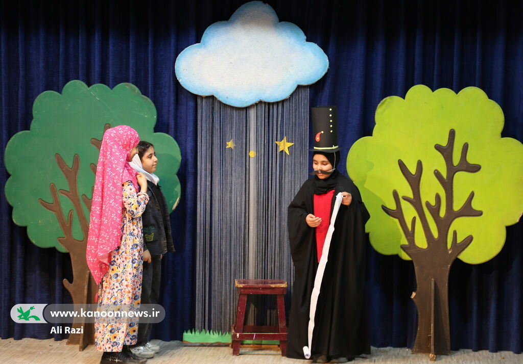 1369757-1 برگزاری نخستین جشنواره "نمایش خلاق؛ از کتاب تا نمایش" در کانون استان بوشهر