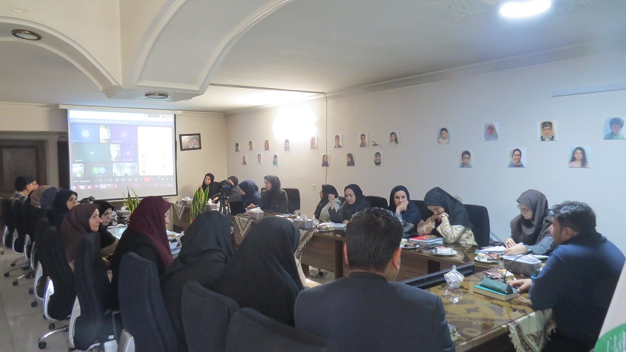 1369838-1 کاما، گامی بلند در راستای رشد و توانمندسازی و فرصتی برای تفکر و اندیشهورزی در کانون استان اصفهان