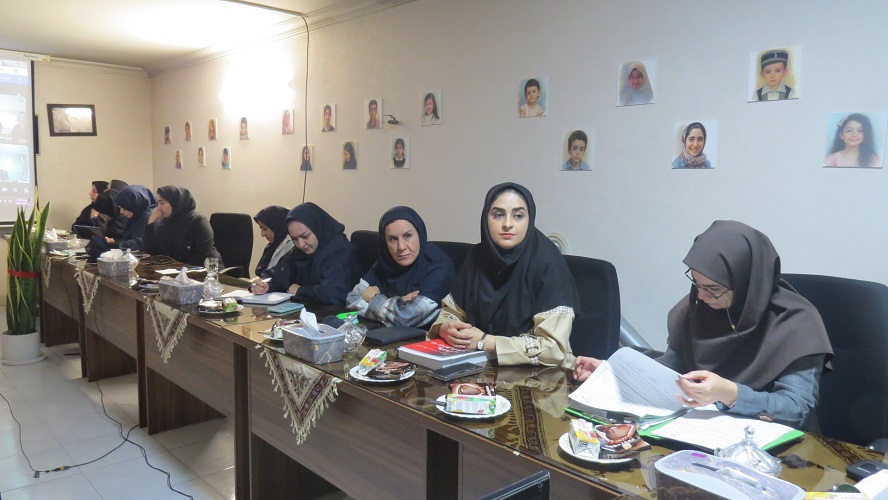 1369841-1 کاما، گامی بلند در راستای رشد و توانمندسازی و فرصتی برای تفکر و اندیشهورزی در کانون استان اصفهان