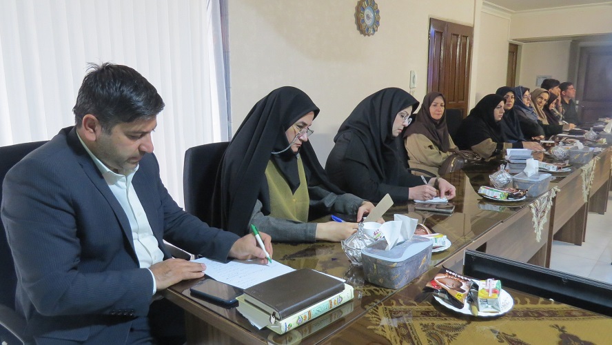 1369843-1 کاما، گامی بلند در راستای رشد و توانمندسازی و فرصتی برای تفکر و اندیشهورزی در کانون استان اصفهان