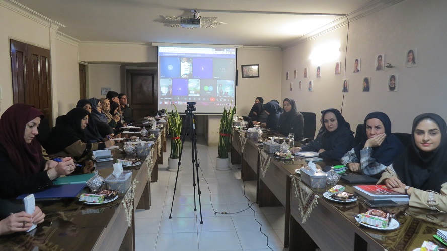 1369844-1 کاما، گامی بلند در راستای رشد و توانمندسازی و فرصتی برای تفکر و اندیشهورزی در کانون استان اصفهان