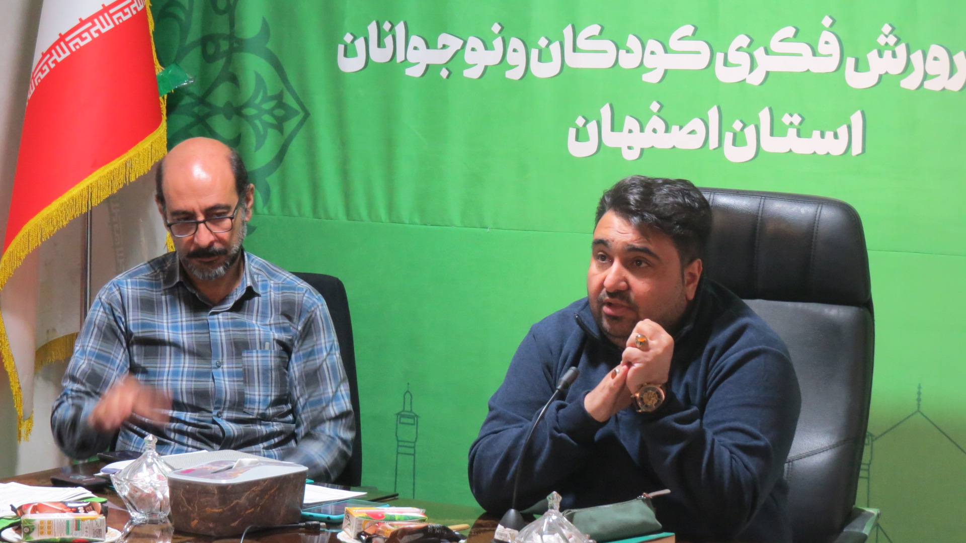 1369845-1 کاما، گامی بلند در راستای رشد و توانمندسازی و فرصتی برای تفکر و اندیشهورزی در کانون استان اصفهان