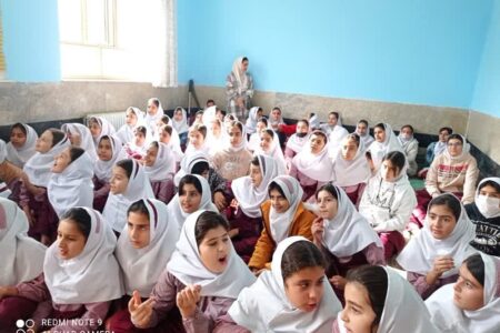 جشن کتاب در روستای هفت چشمه ایلام