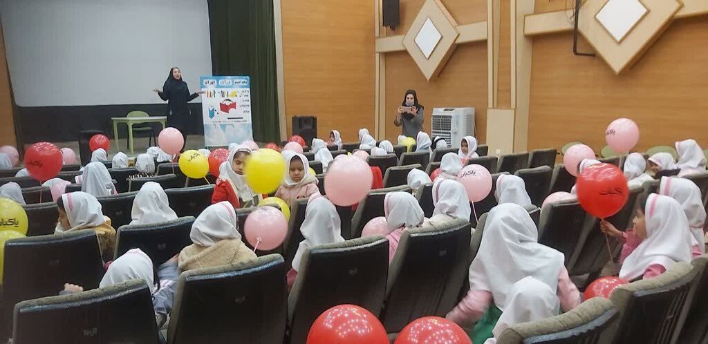 فعالیت‌های «هفته کتاب و کتابخوانی» در مراکز کانون البرز