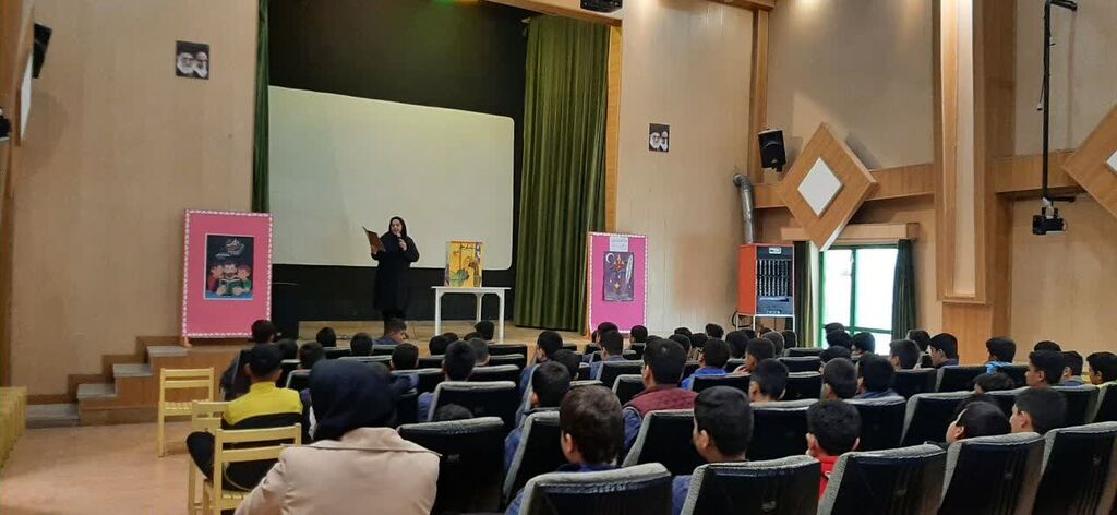 فعالیت‌های «هفته کتاب و کتابخوانی» در مراکز کانون البرز