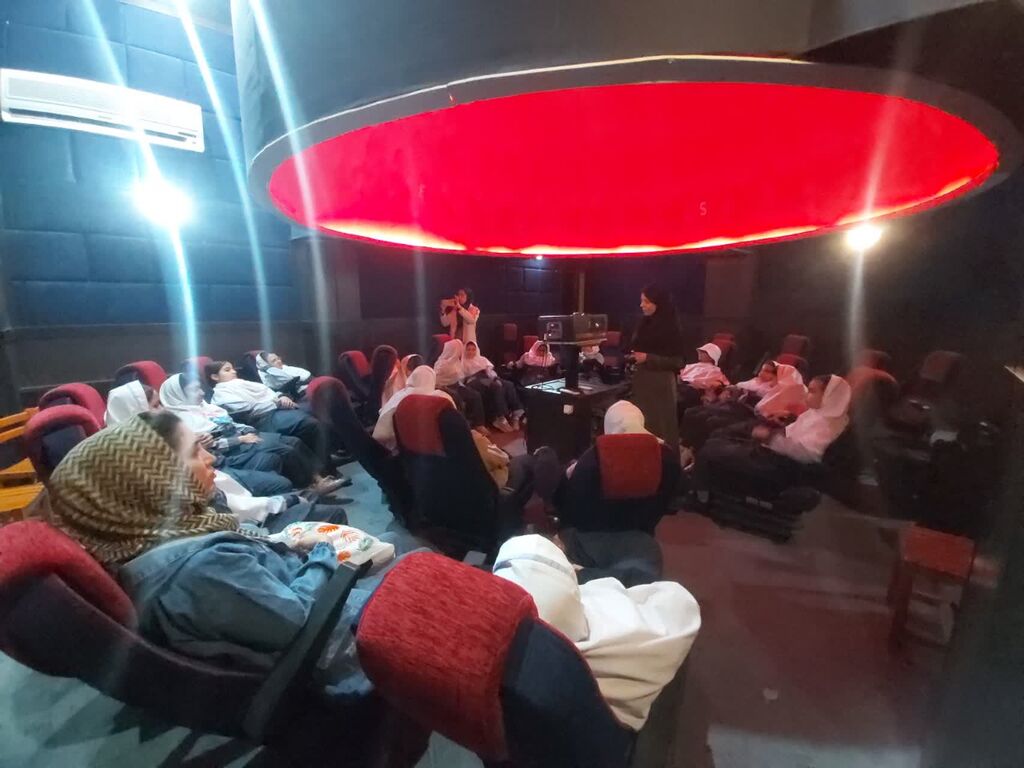 فعالیت‌های «هفته کتاب و کتابخوانی» در مراکز کانون البرز