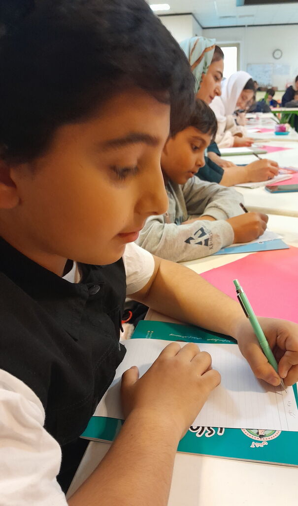 1370561-1 ویژهبرنامه هفته کتاب و کتابخوانی با حضور شهرام شفیعی در مرکز ۳۷ برگزار شد