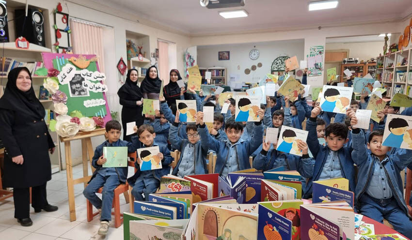 1370695-1 برگزاری ویژهبرنامههای سی و سومین دوره هفته کتاب در مراکز کانون استان اردبیل