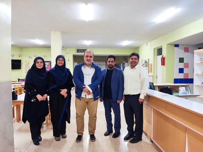 1370934-1 کارگاه آموزش سرود در مرکز آموزش کانون استان اصفهان برگزار گردید