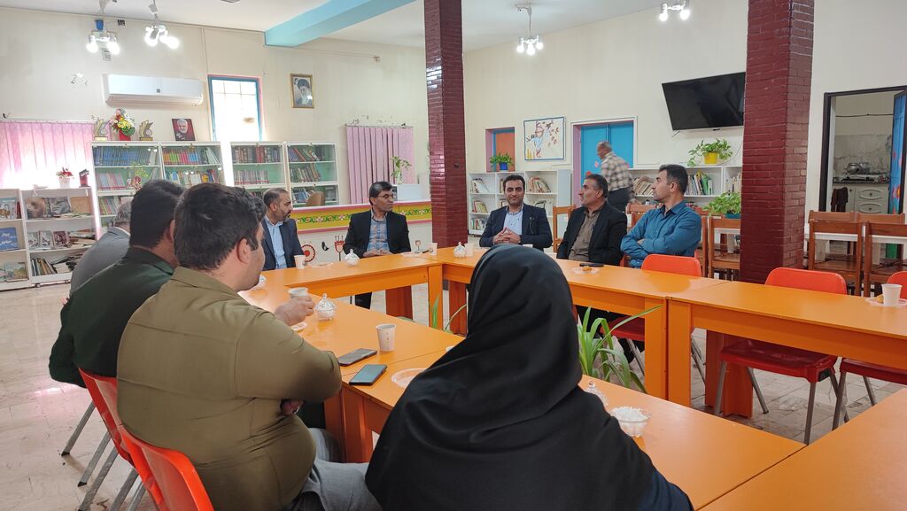 1371100-1 گامهای جدید برای تقویت فعالیتهای فرهنگی کانون پرورش فکری در باغملک