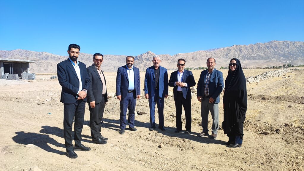 1371105-1 همافزایی مسئولان قلعهتل برای ساخت مرکز فرهنگیهنری کانون