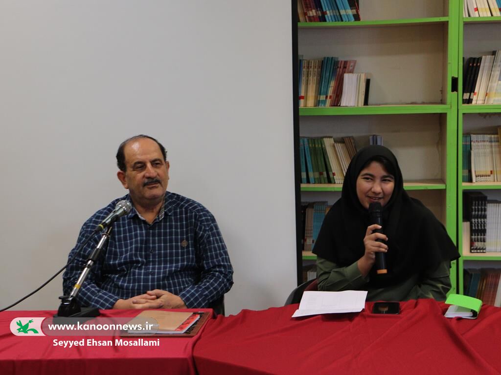 1371165-1 جشنواره شعر استانی کودک به ایستگاه پایانی رسید