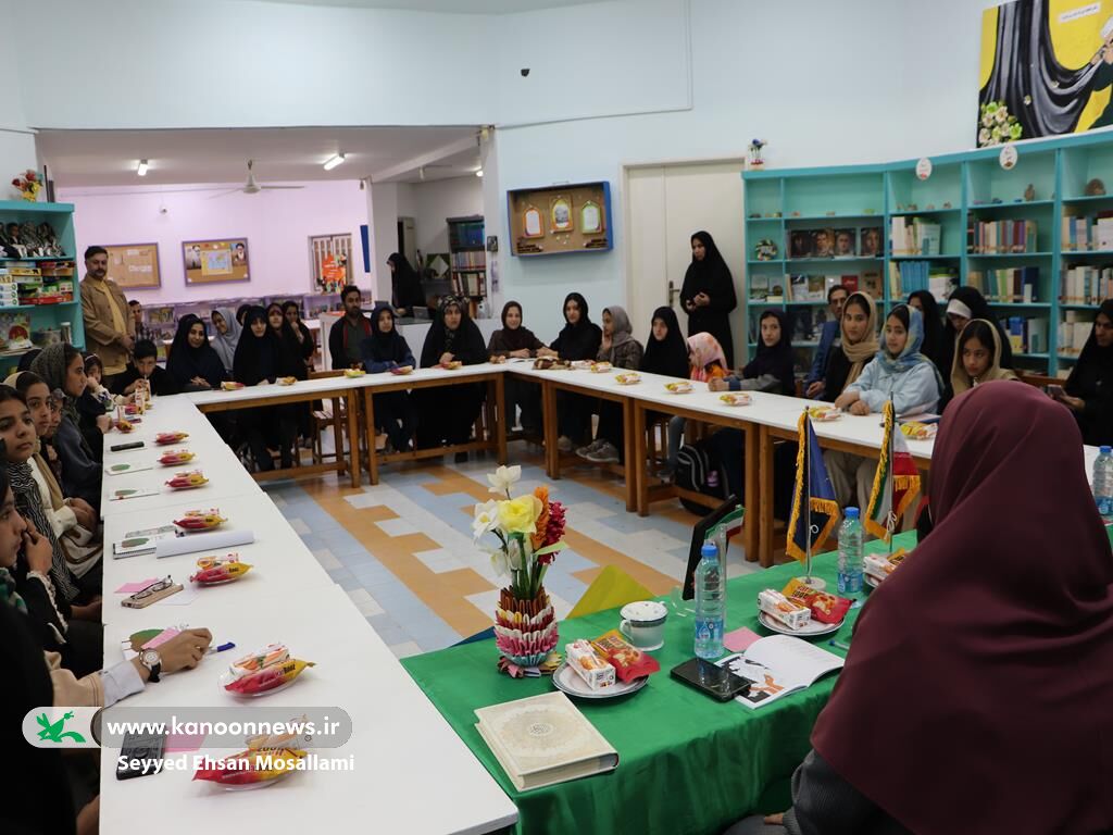 1371186-1 کودکان و نوجوانان امروز، عمیقتر و نکتهسنجتر شدهاند