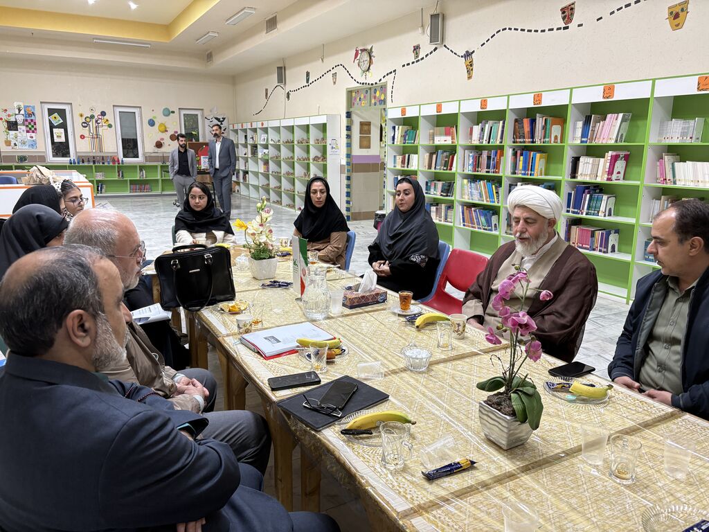 بازدید معاونان و مدیران کانون از همه مراکز کانون استان سمنان