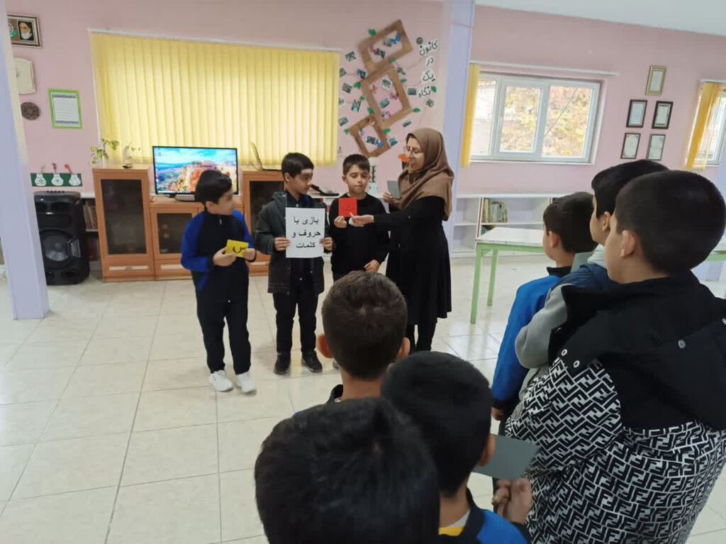 1371441-1 سفر به کتابخانه دریایی،روزی شاد برای نوخوانها