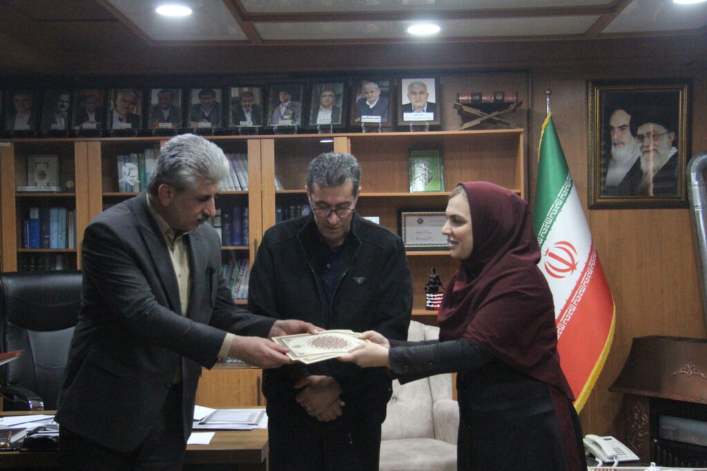 1371653-1 فرماندار مهاباد: کانون پرورش فکری، محل خلاقیت و آیندهسازی نسل نو