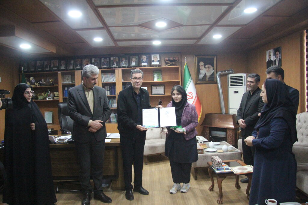 1371658-1 فرماندار مهاباد: کانون پرورش فکری، محل خلاقیت و آیندهسازی نسل نو