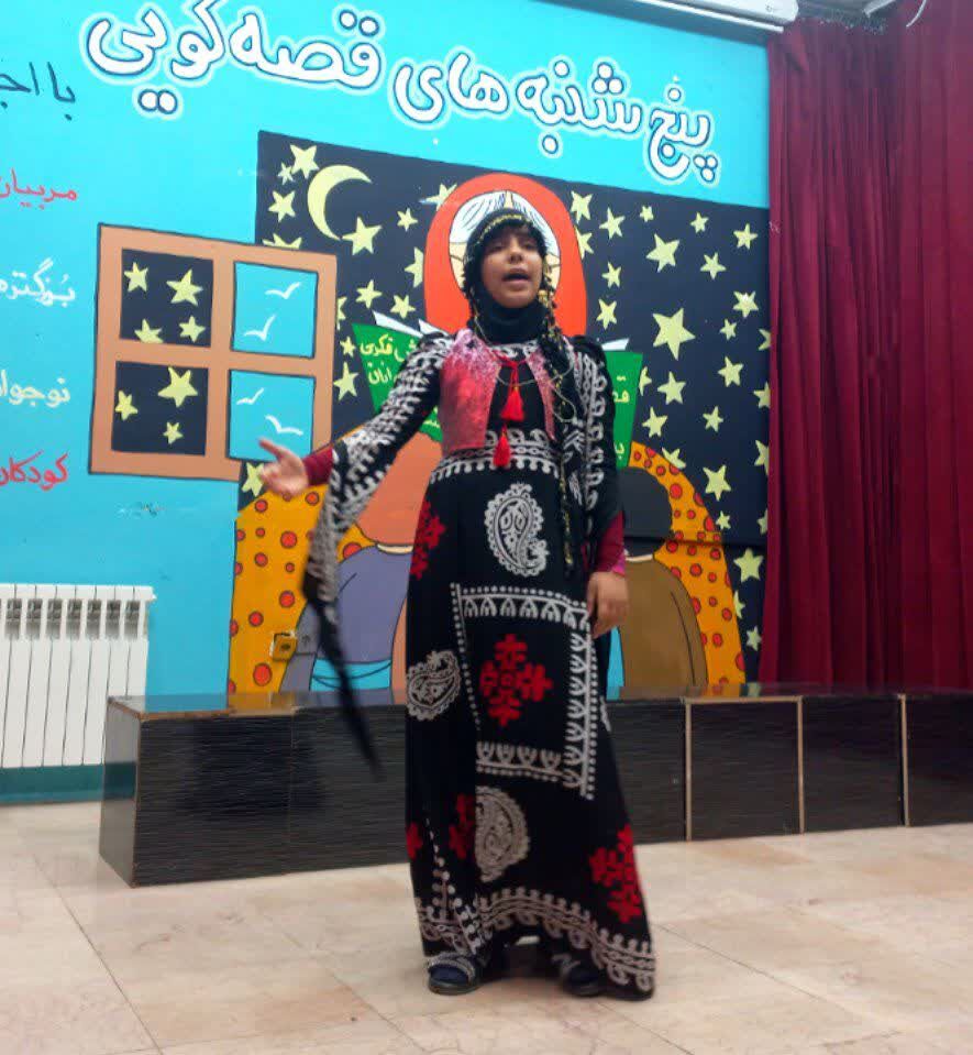 1372047-1 قصهگویان و کتابخوانان برتر کانون روانسر تجلیل شدند