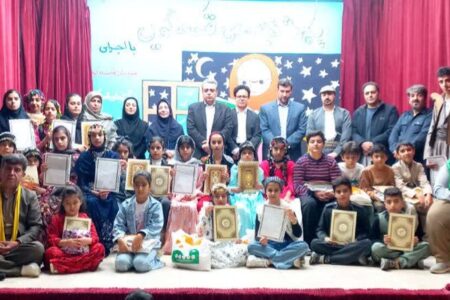 قصه‌گویان و کتابخوانان برتر کانون روانسر تجلیل شدند