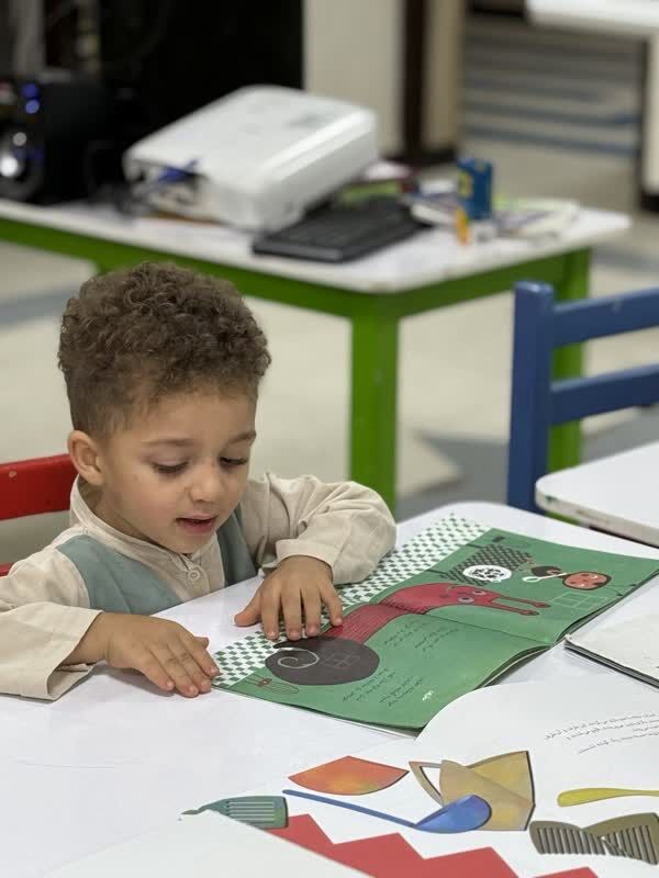 1372068-1 مرکز فرهنگی هنری بندر خمیردر هفته کتاب و کتابخوانی