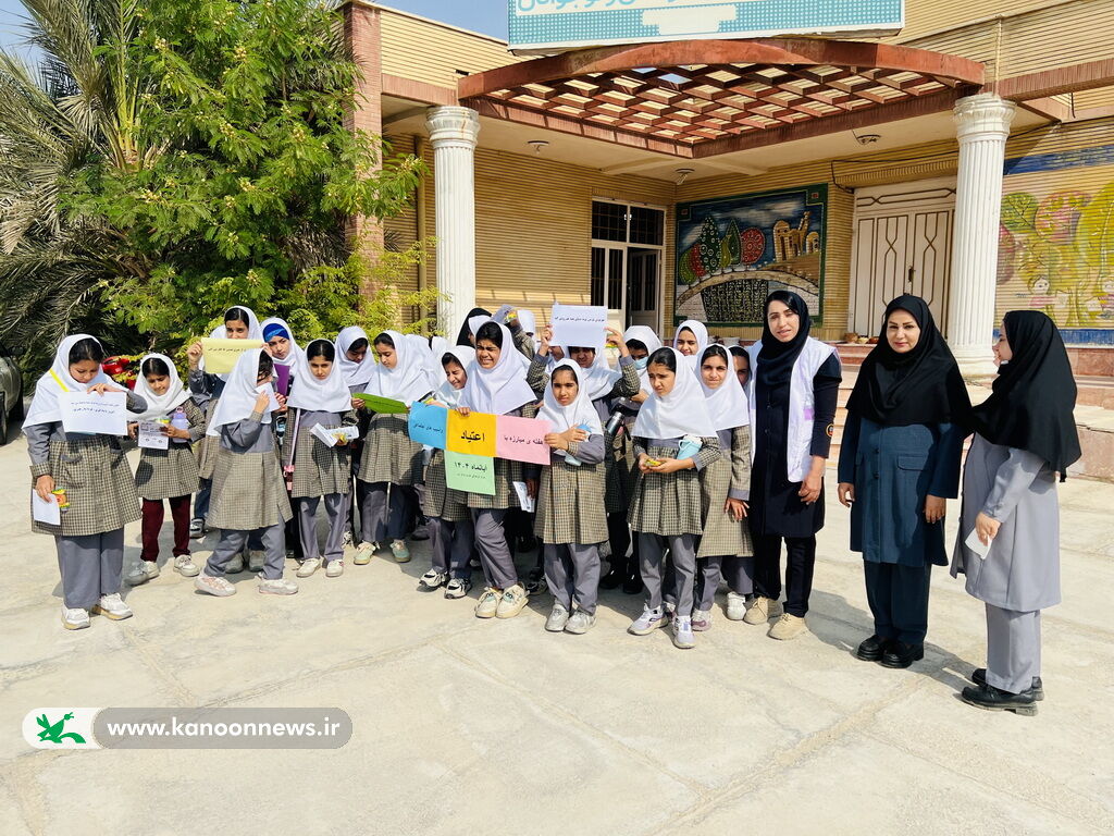 1372454-1 برگزاری ویژهبرنامههای هفته مبارزه با اعتیاد و آسیبهای اجتماعی در مراکز کانون استان بوشهر